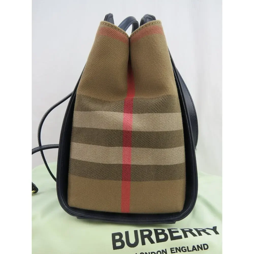 NWT BURBERRY BANWELL BLACK LEATHER CHECK CANVAS HOULDER TOTE BAG $ 1950 - Picture 3 of 13
